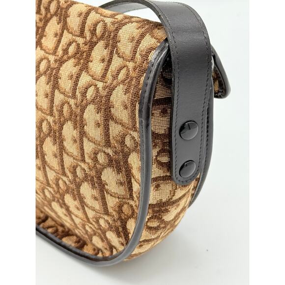 Christian Dior Monogram Trotter Flap Bag with Brown Trim*BEAUTIFUL CONDITION - Picture 9 of 14
